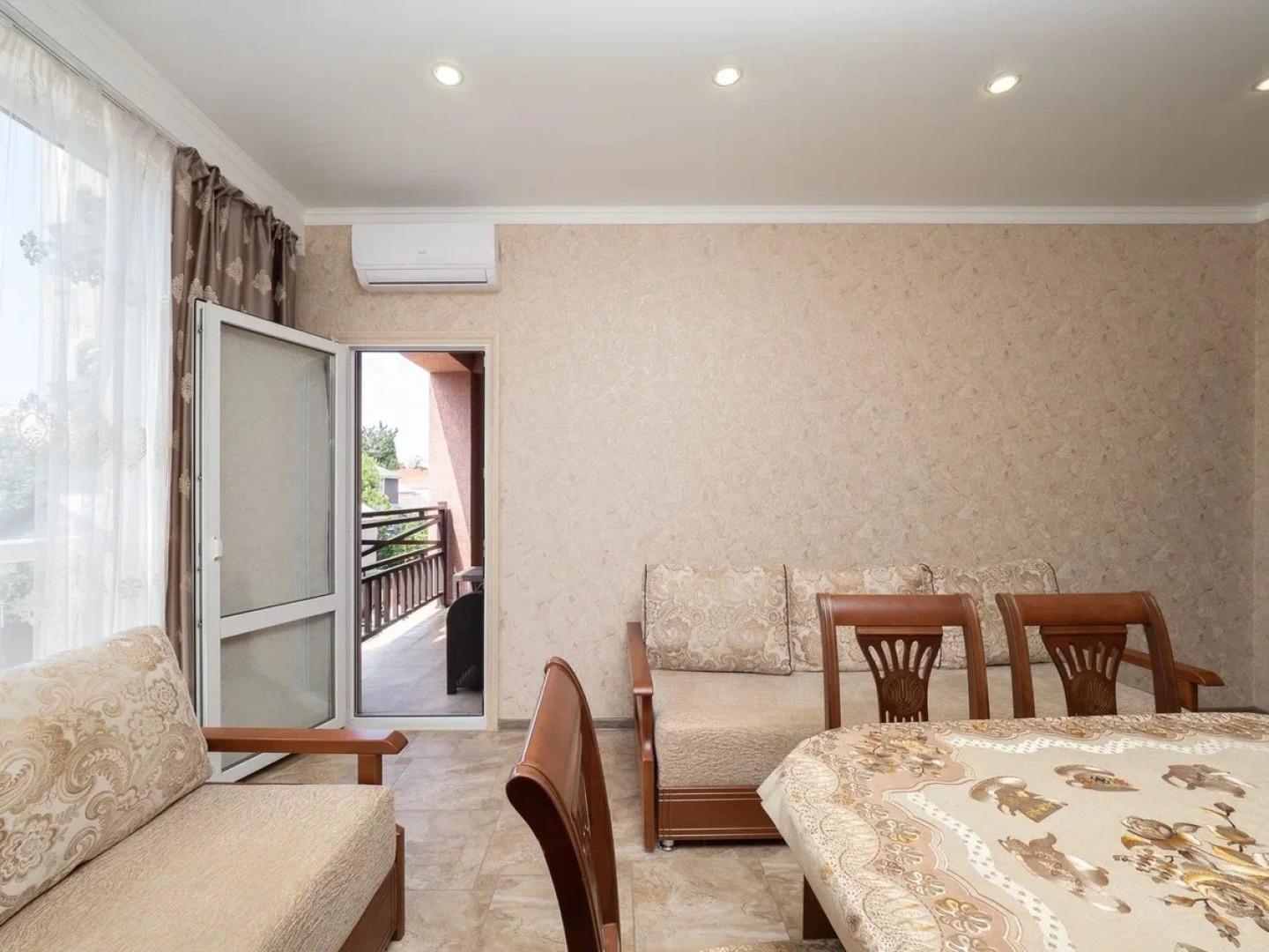 Апартаменты More Rooms в ЖК Кристалл