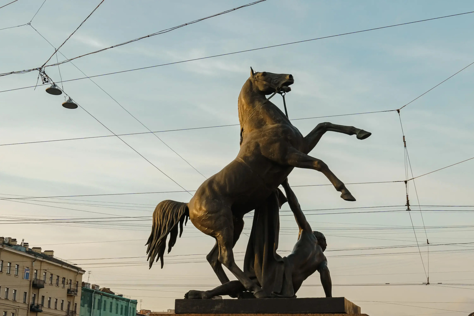 Апартаменты Дизайнерские 3х комнатные с камином Buyartapartments