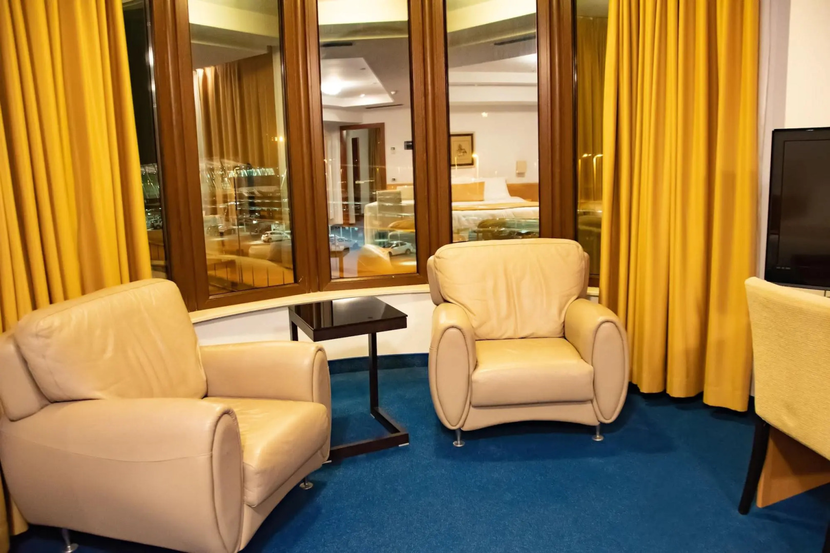 Отель Airport Tirana