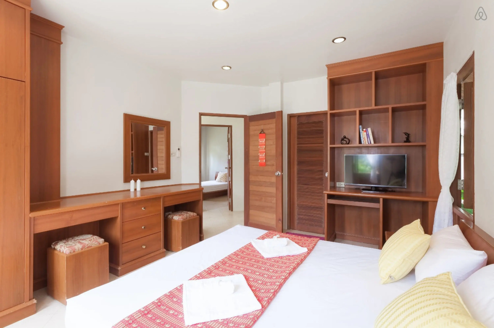 Вилла Behind The Sea