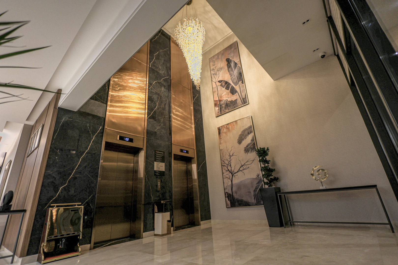 Отель Swisstouches Amman