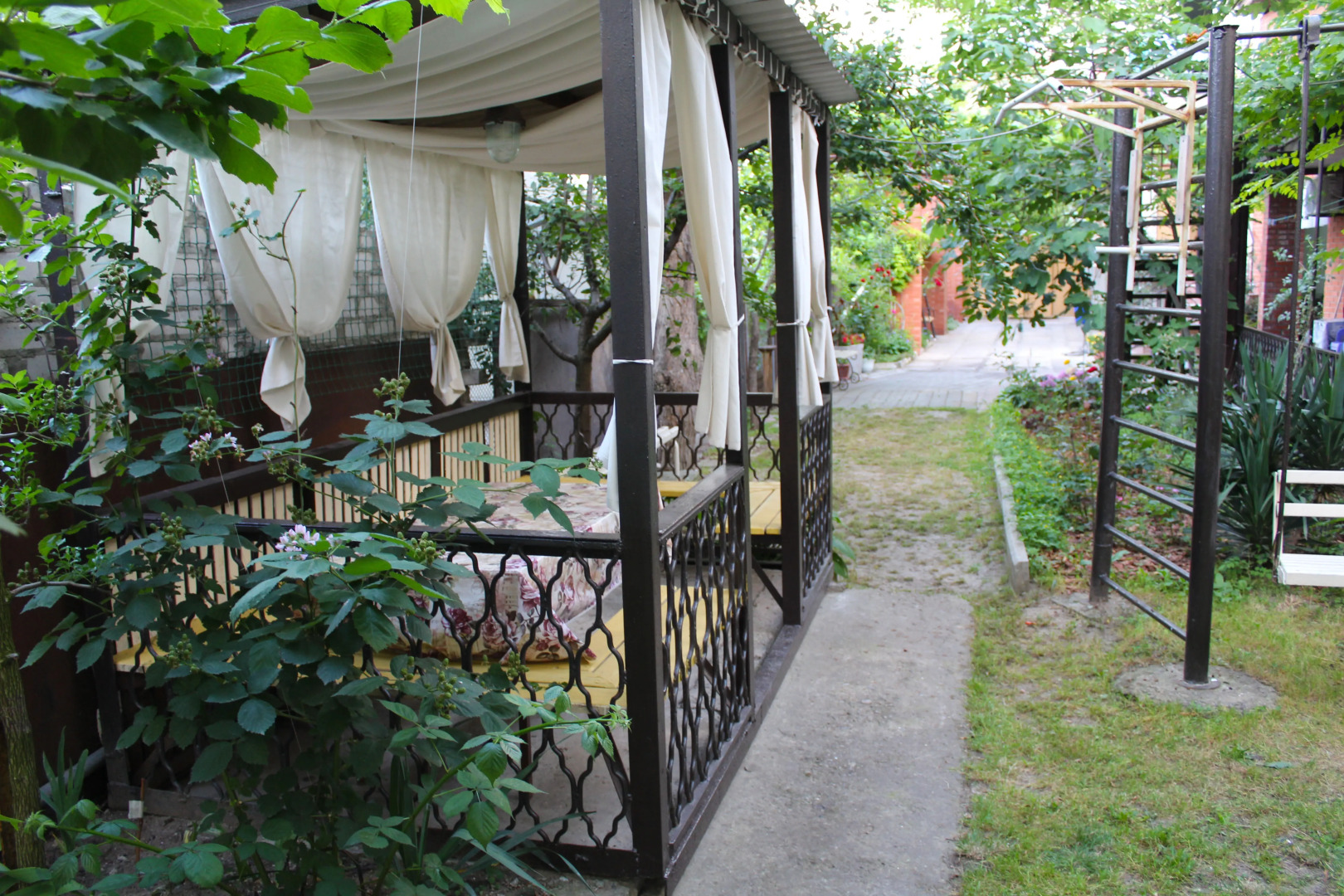 Гостевой Дом Шелковица