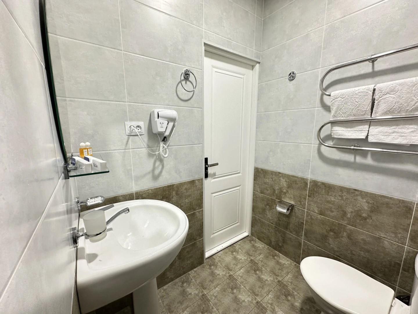 Отель Grand Zamin Hotel