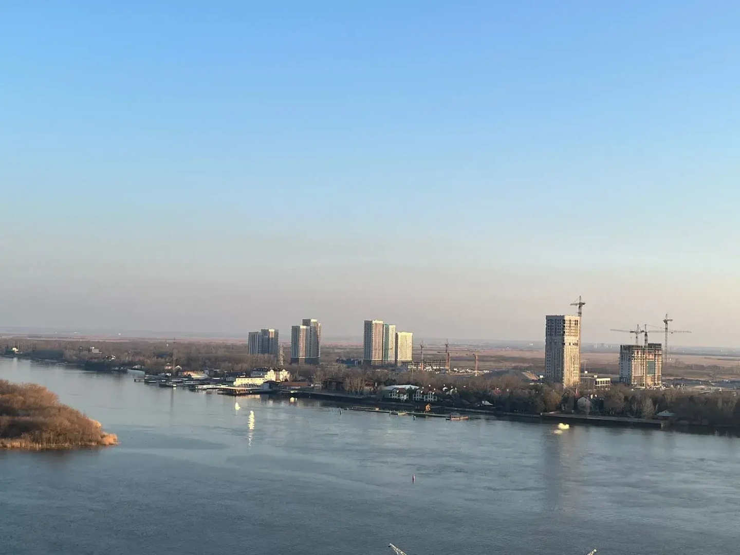 Апартаменты с PS4 в центре, ЖК Державинский