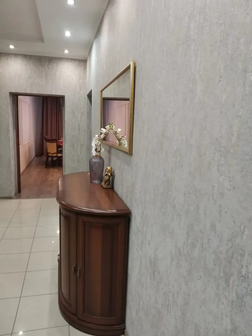 Апартаменты Allianceapart на Хохрякова 75