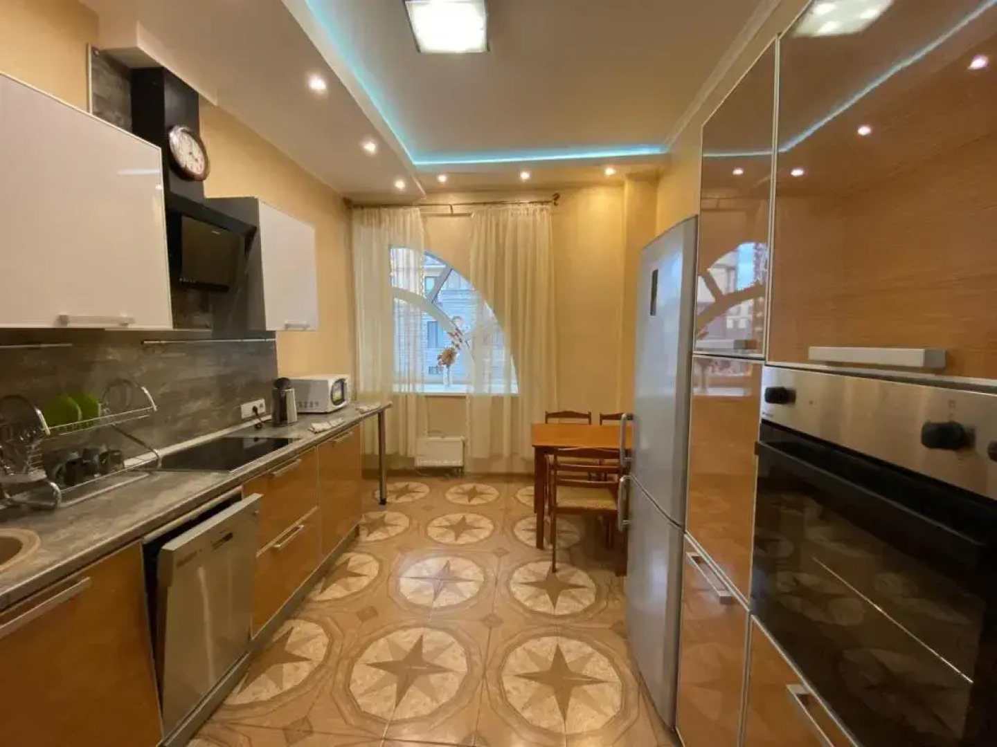 Апартаменты SAMOцвет 18 на Киевской 3