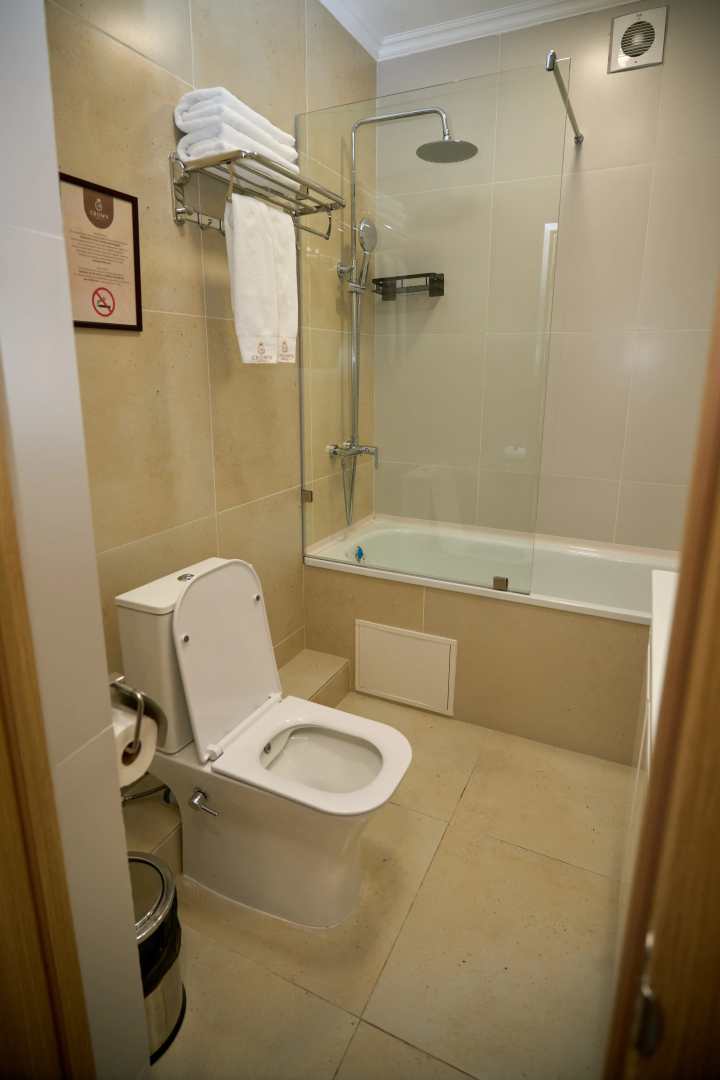 Отель Crown Hotel Bishkek