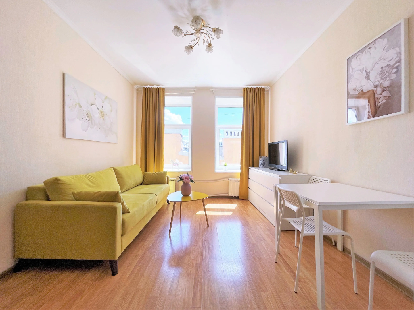 Апартаменты Sutkispb на Грибоедова 57