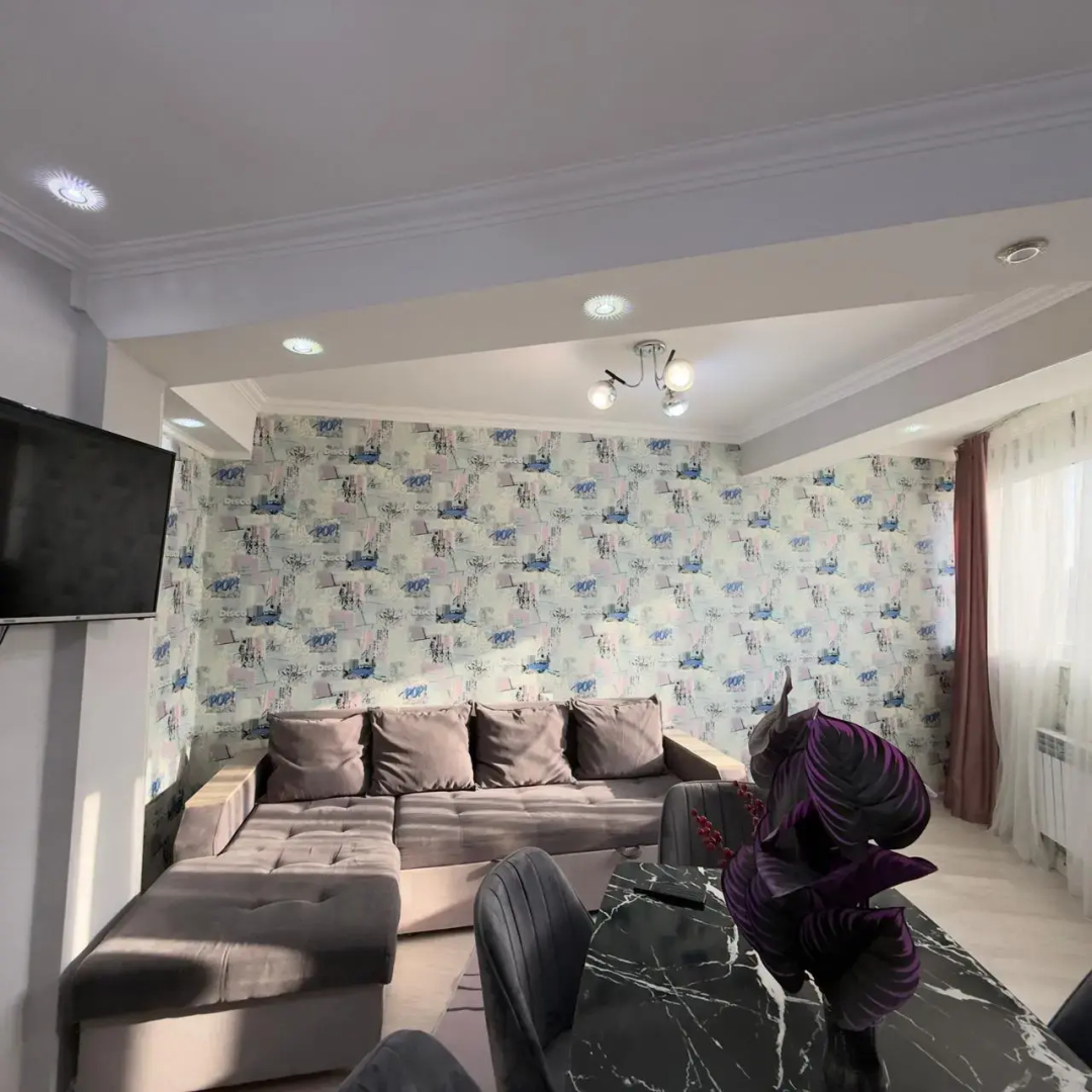 Апартаменты 2 на проспекте Кунаева 7