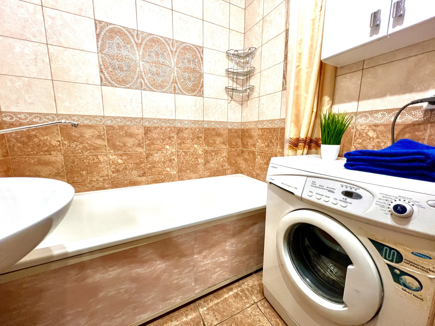 Апартаменты двухкомнатные (на Ново-Вокзальной 257А)