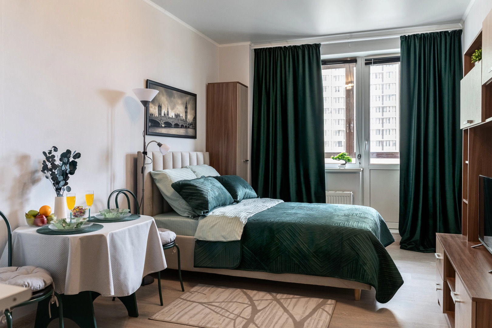 Апартаменты Emerald apart