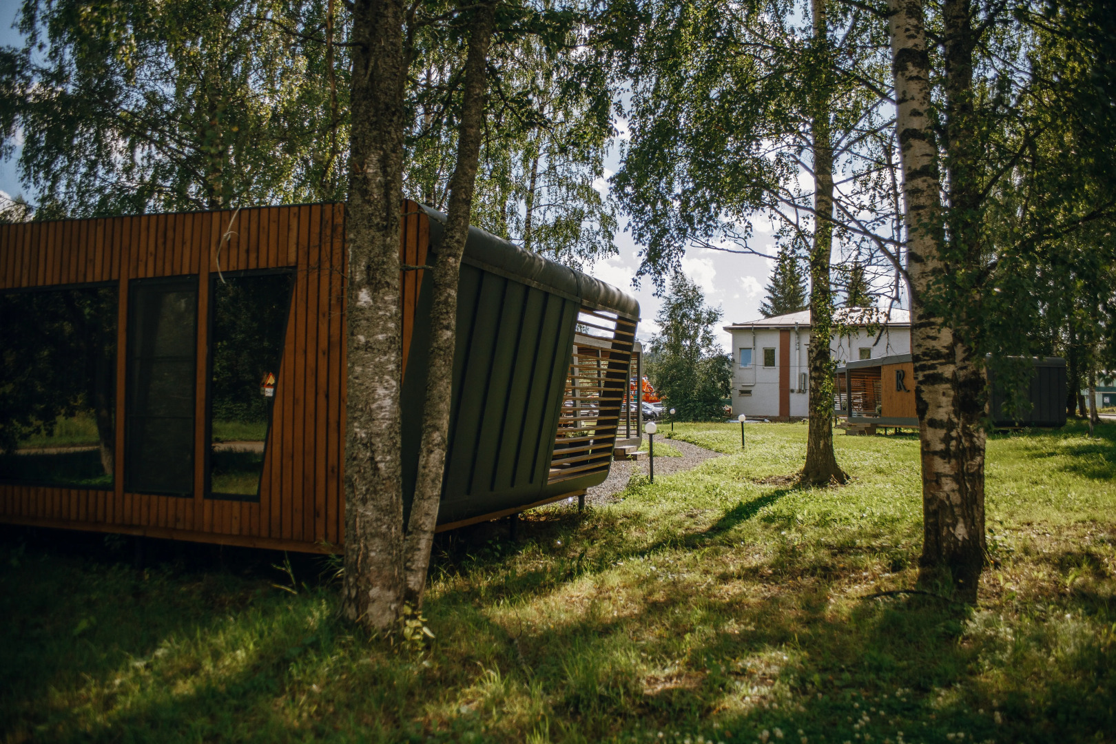 Отель Карлен