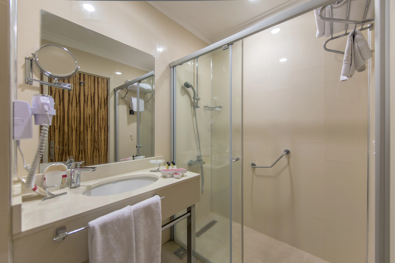 Отель Ramada By Wyndham Cappadocia