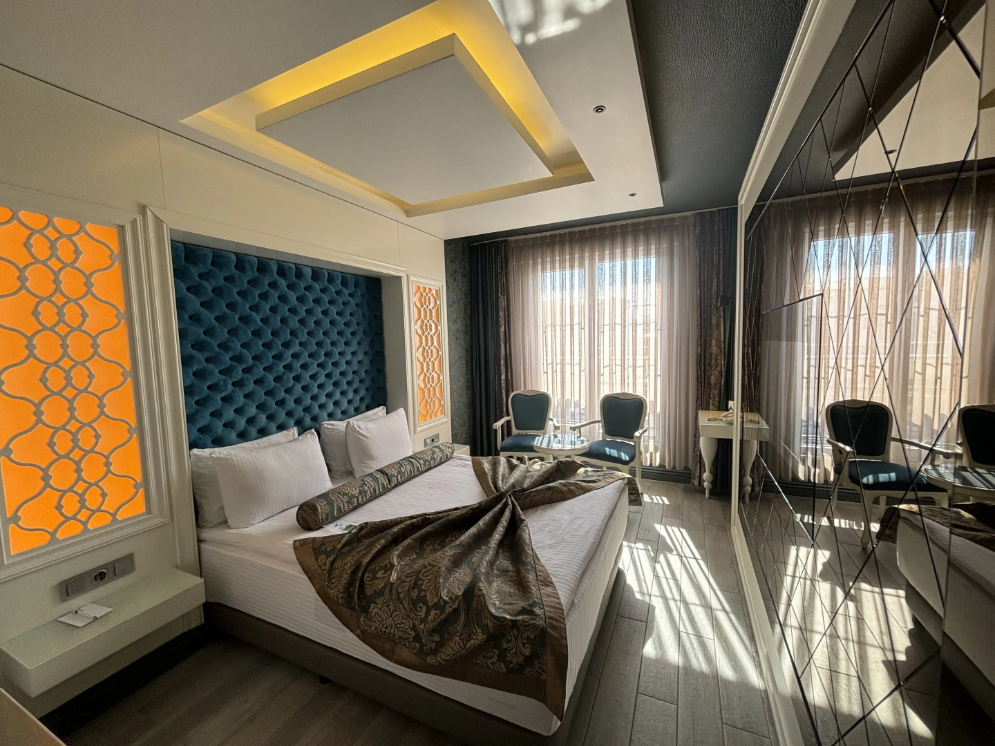 Hotel Zade