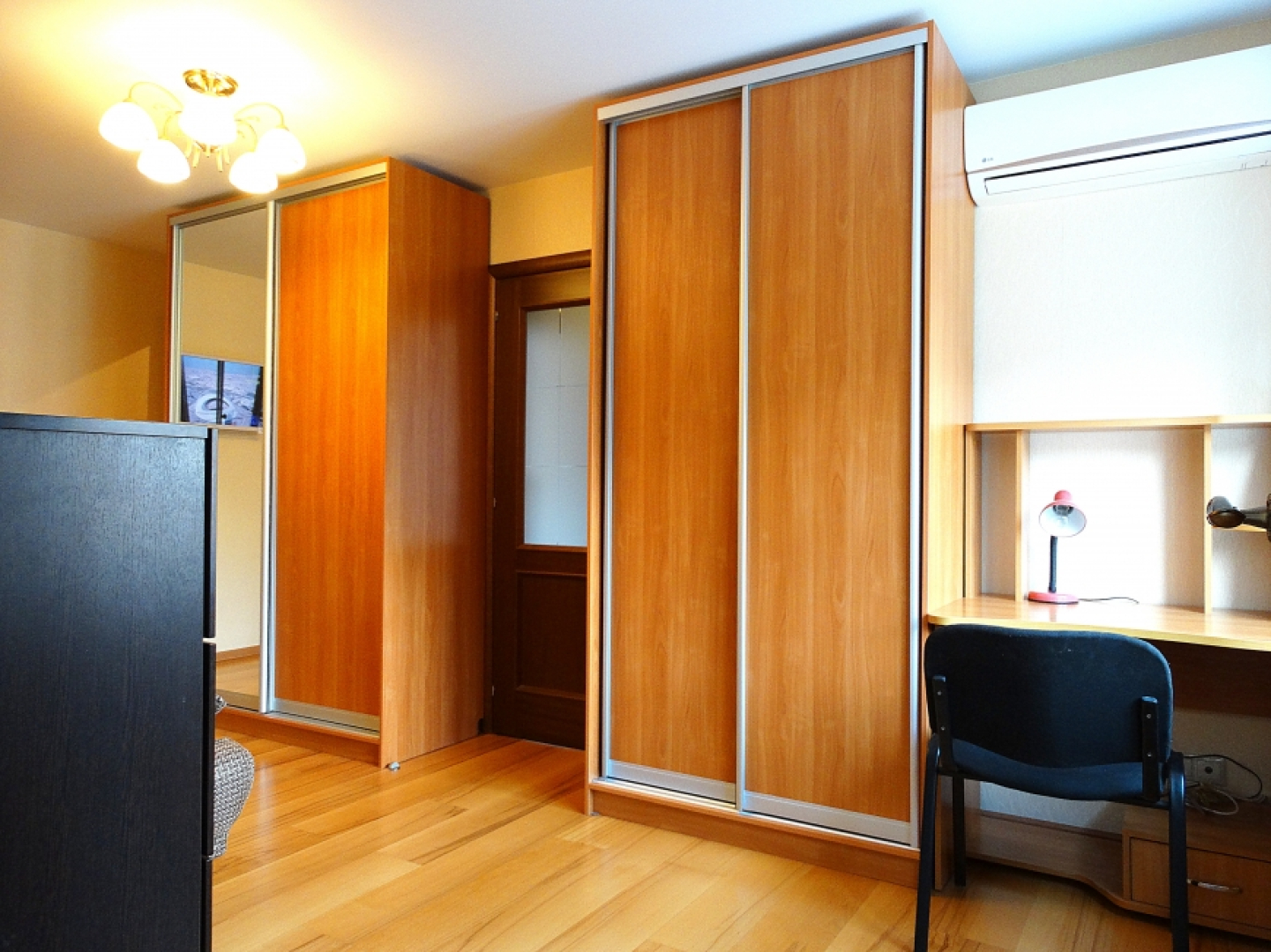 Апартаменты InnDays на Баженова 12