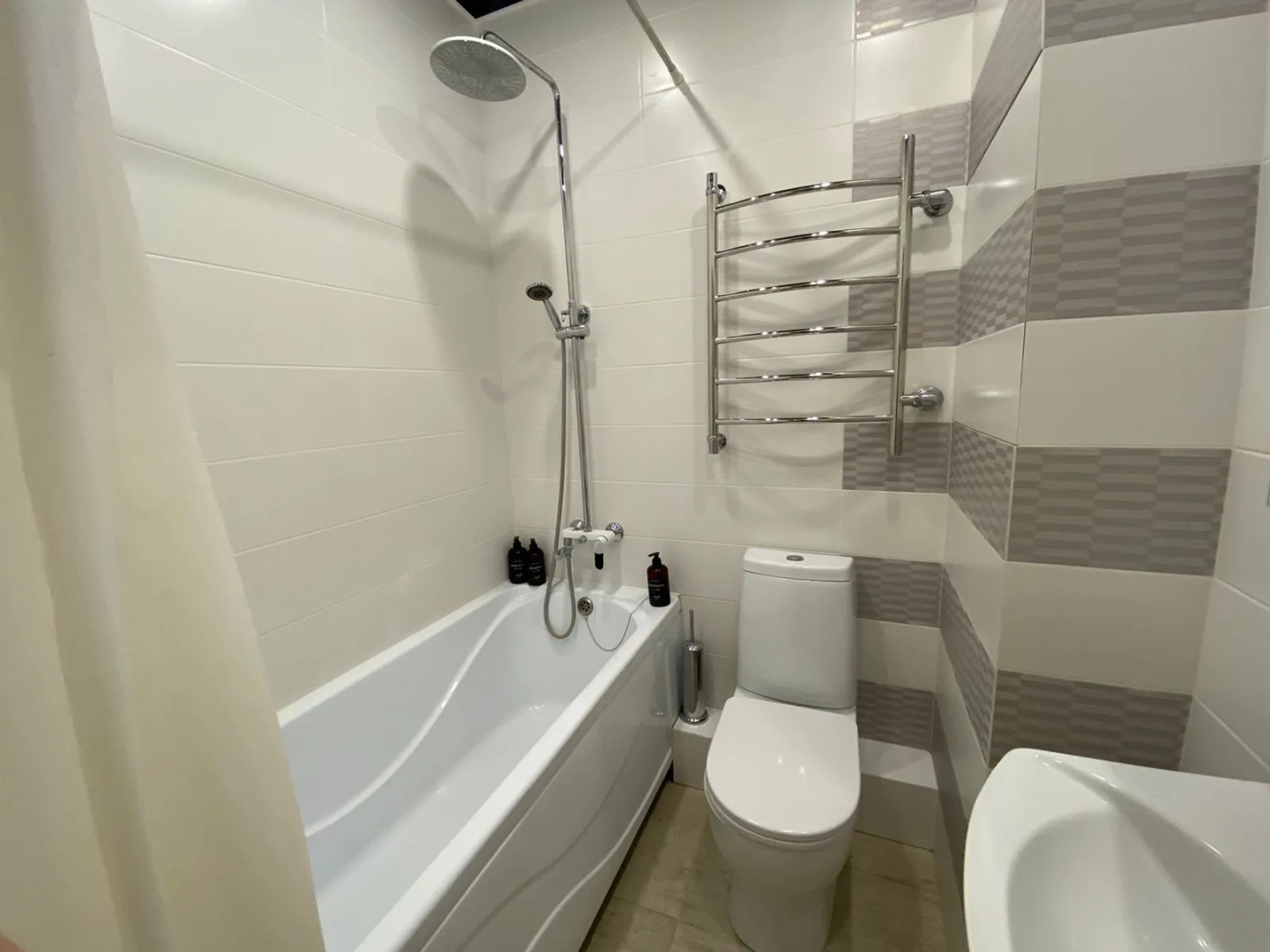 Апартаменты на Полина Осипенко 21 (2)