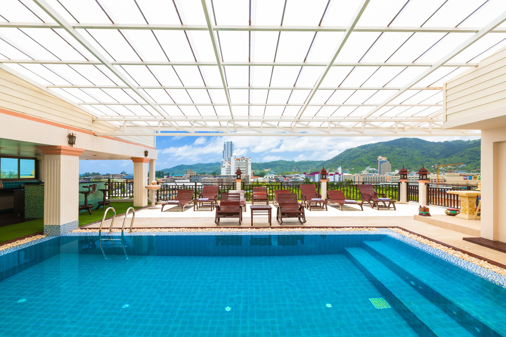 Отель Azhotel Patong