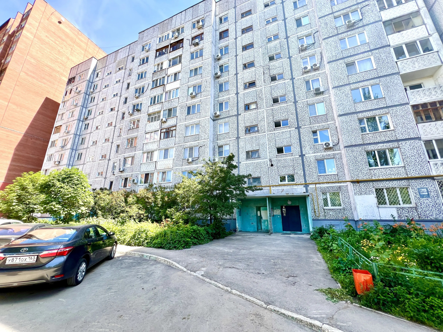 Апартаменты двухкомнатные (на Ново-Вокзальной 257А)