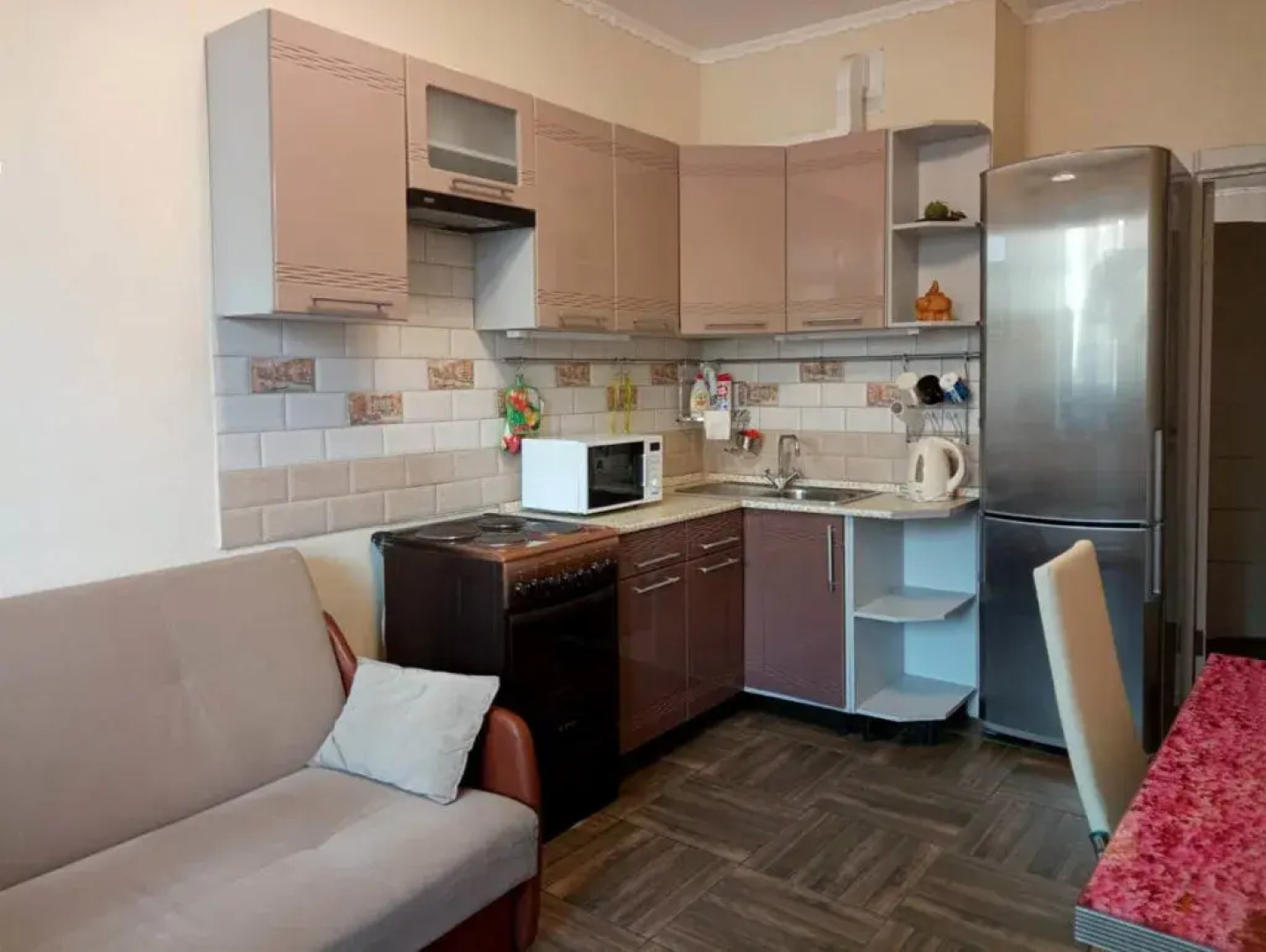 Квартира большая у ТЦ Крейсер, 33 квартиры