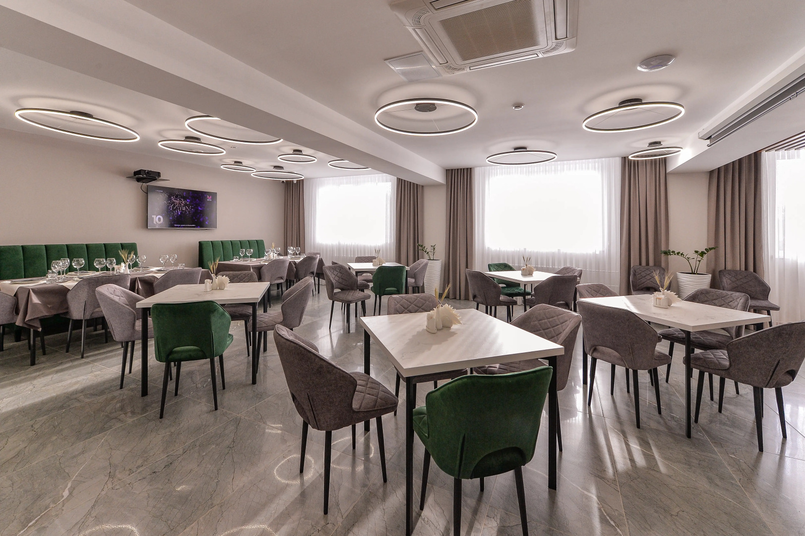 Отель Бизнес Отель ЯР