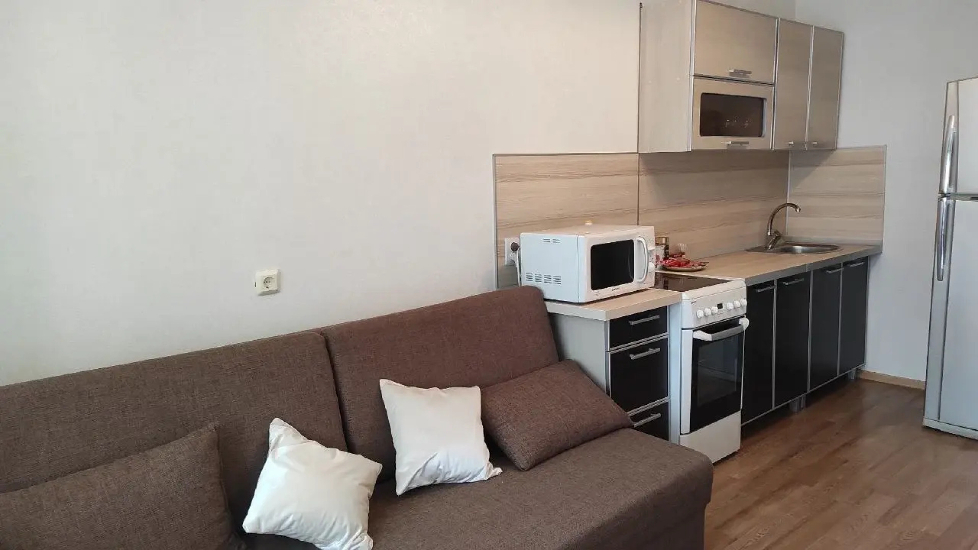 Однокомнатная квартира на Российской