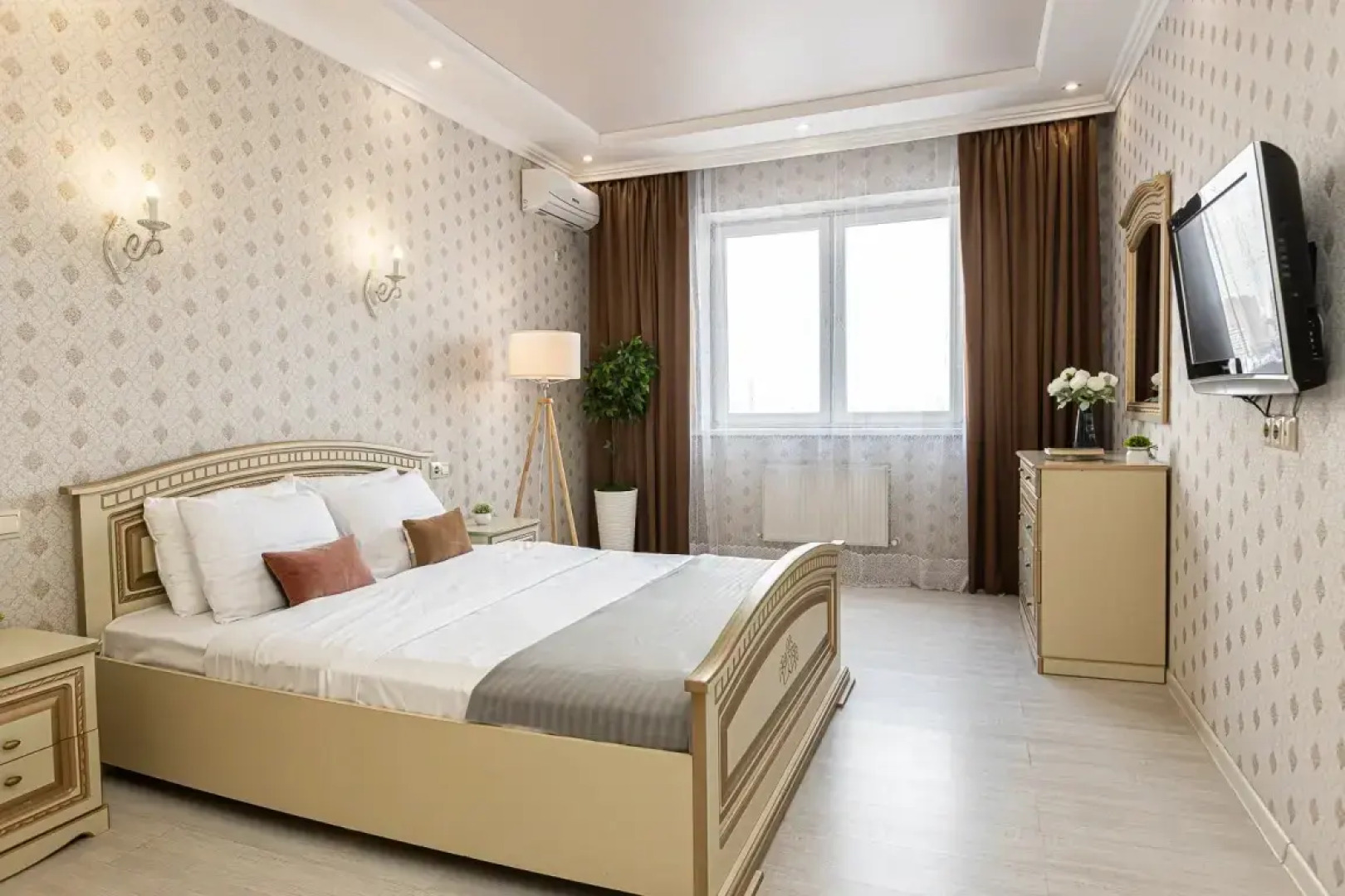 Apartment Krasnodar Gallary by Alekseev