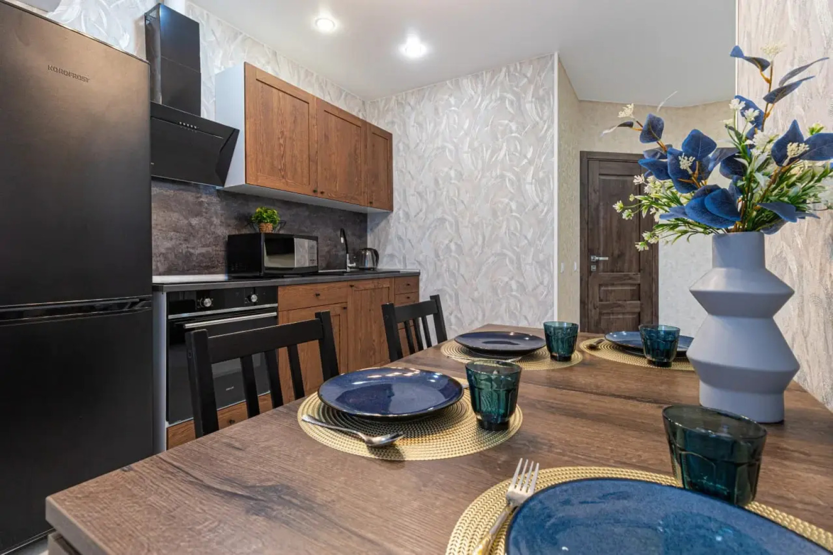 Апартаменты Семейные Люкс на Крузенштерна Yana Apart