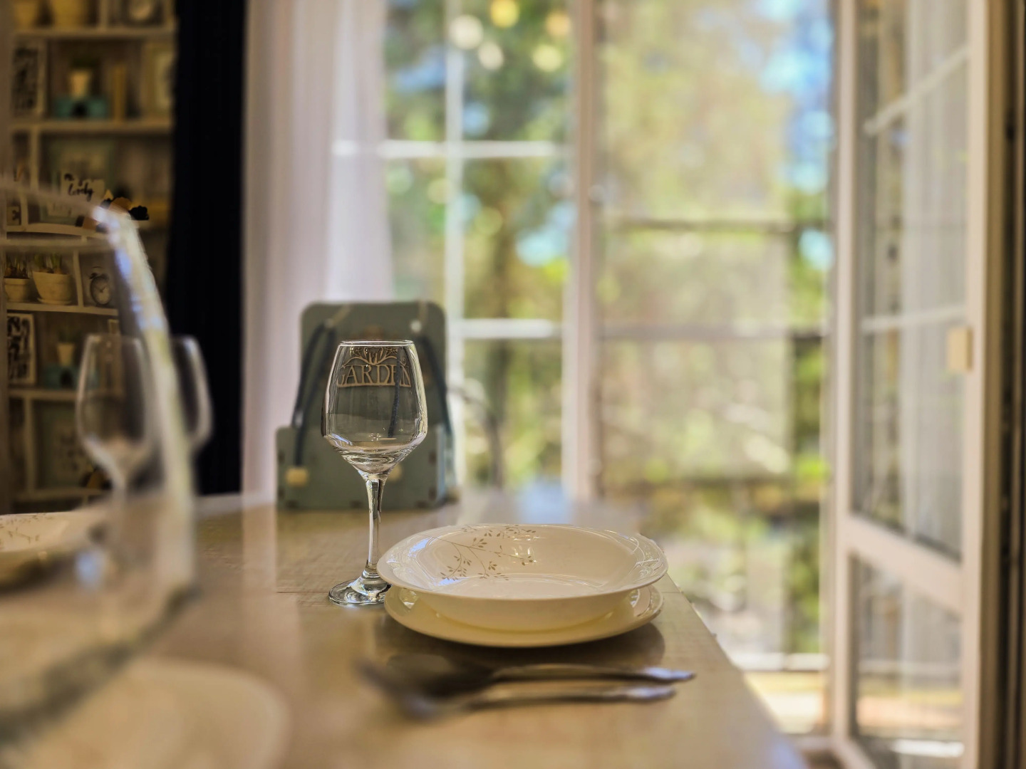 Квартира Студия на тихой улице с красивым фонтаном во дворе