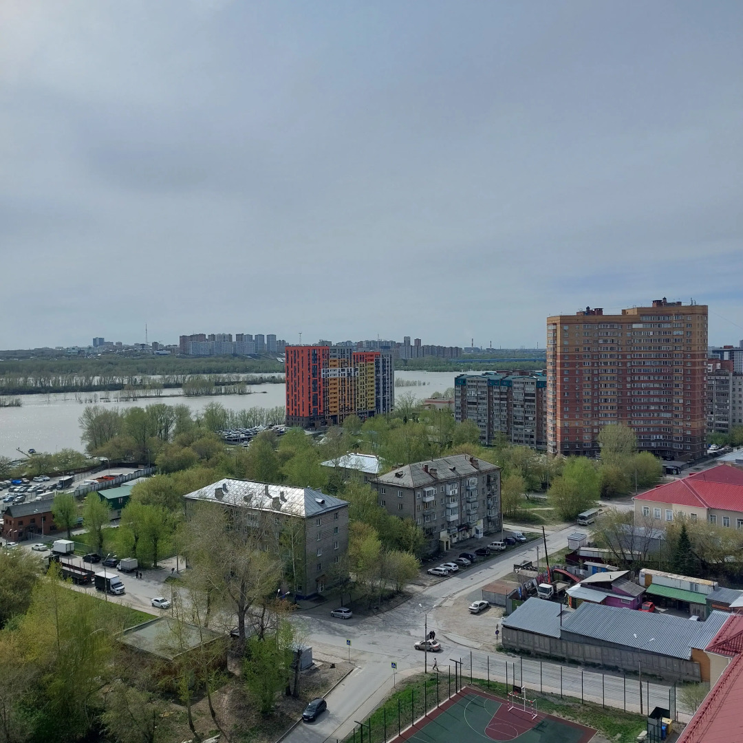 Квартира Комфортная Двухкомнатная с Видом на Реку