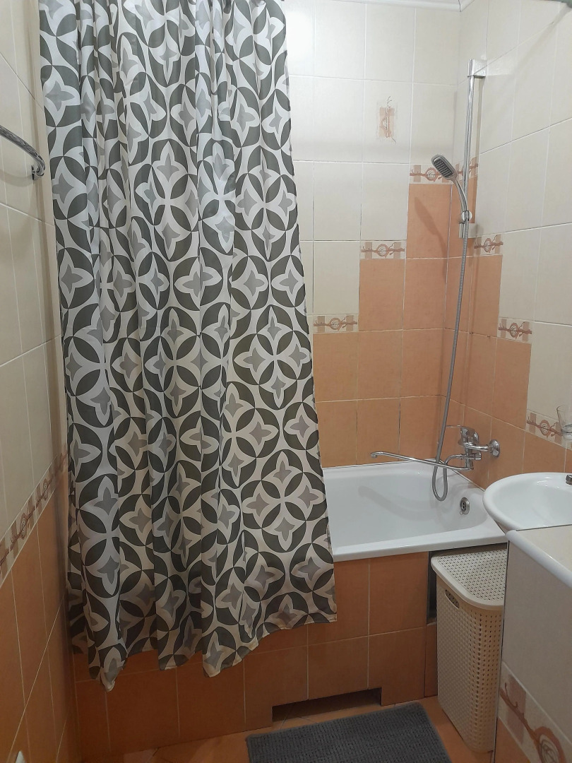 Квартира Уютная Трехкомнатная