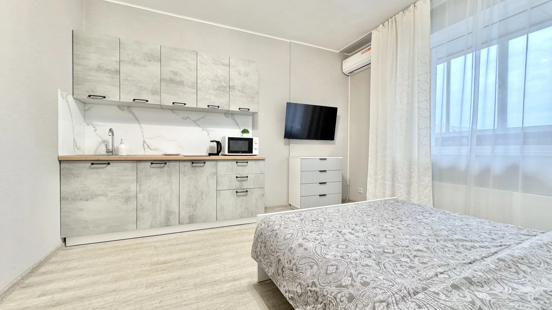 Апартаменты Hugge Place в самом центре [Объект 74]