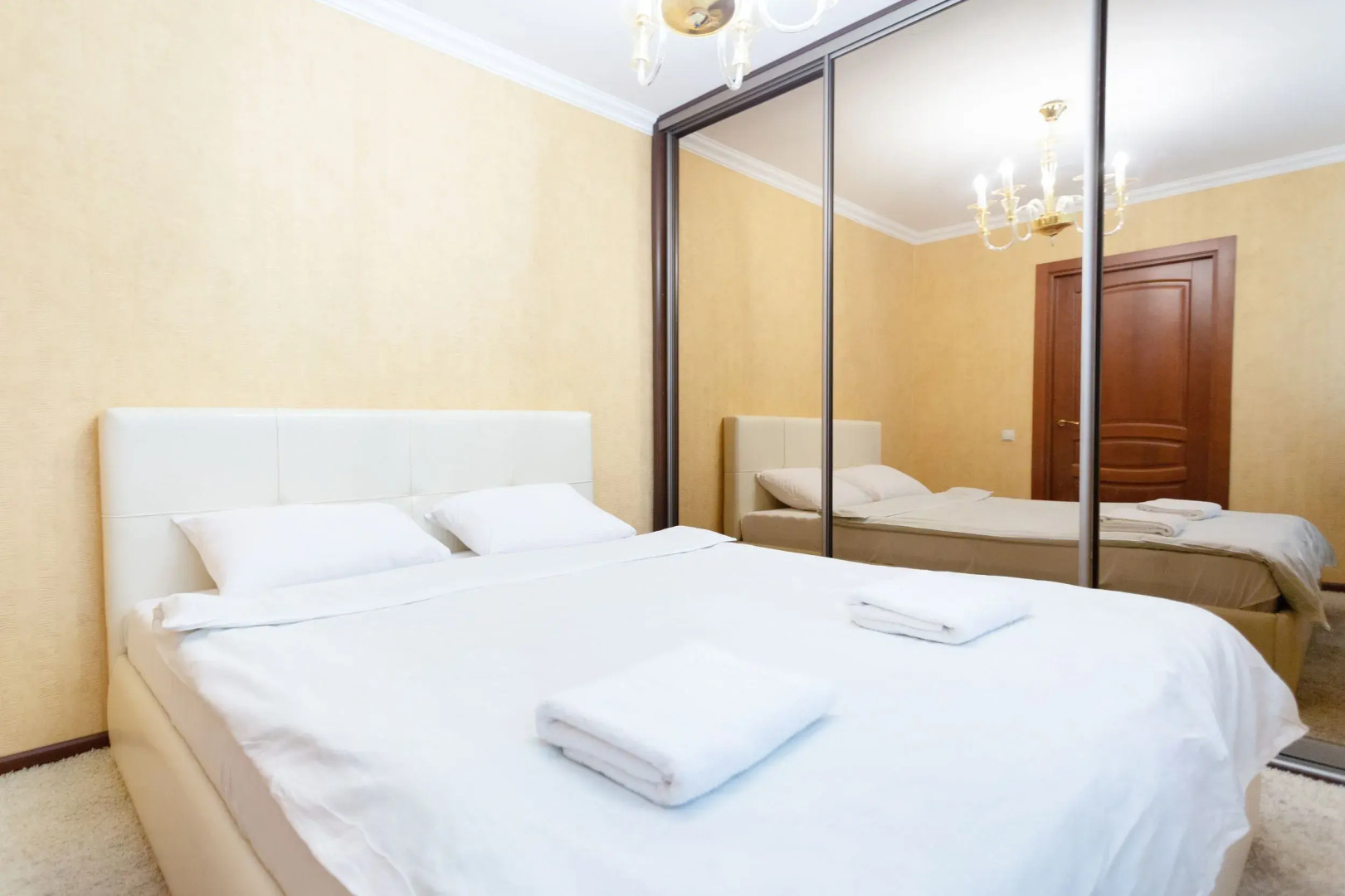 Апартаменты семейные на Раковской 27