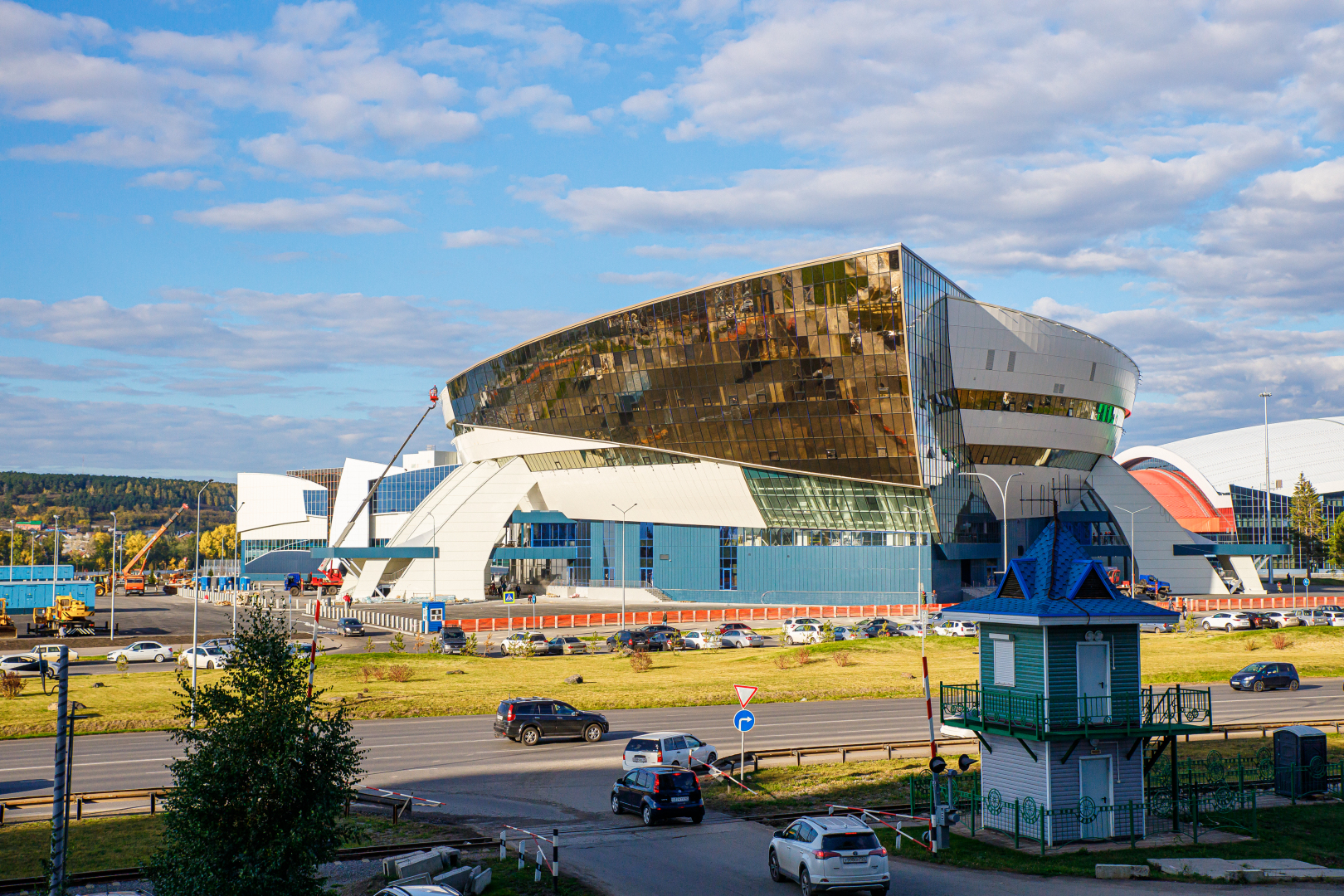 Апартаменты Притомский 13