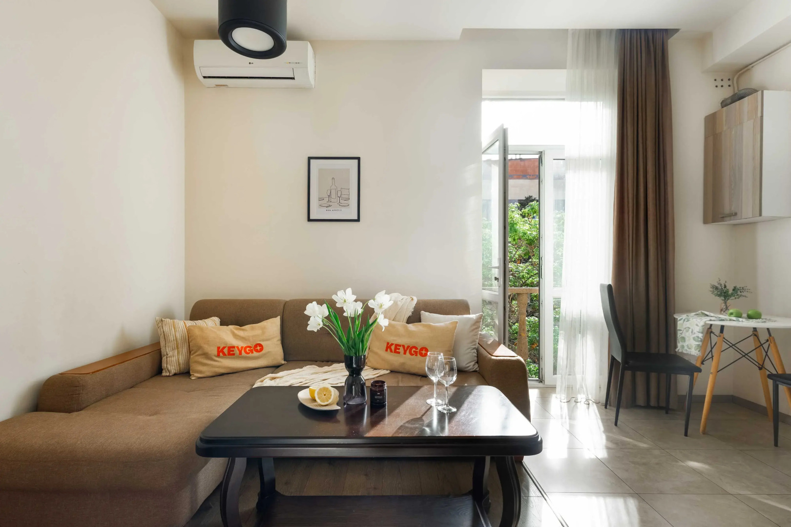 Апартаменты KeyGo #0043 комфорт и уют в городе