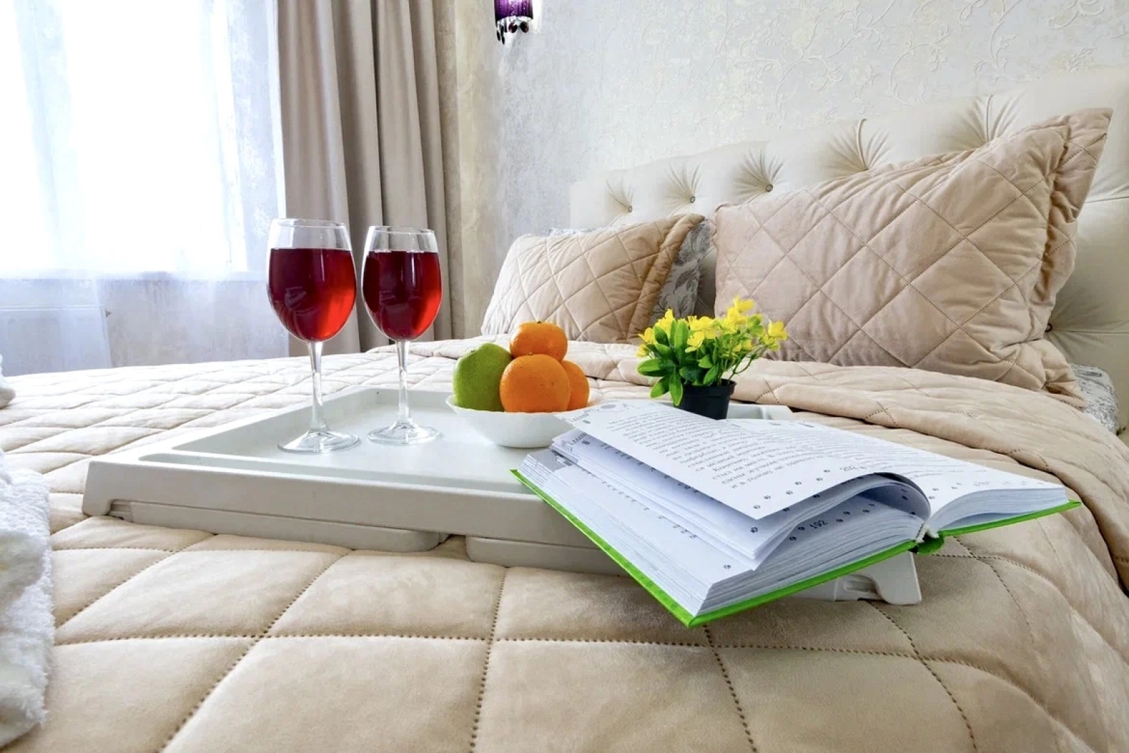 Апартаменты FSF Дизайнерская Двушка в Центре с Дистанционным Заездом