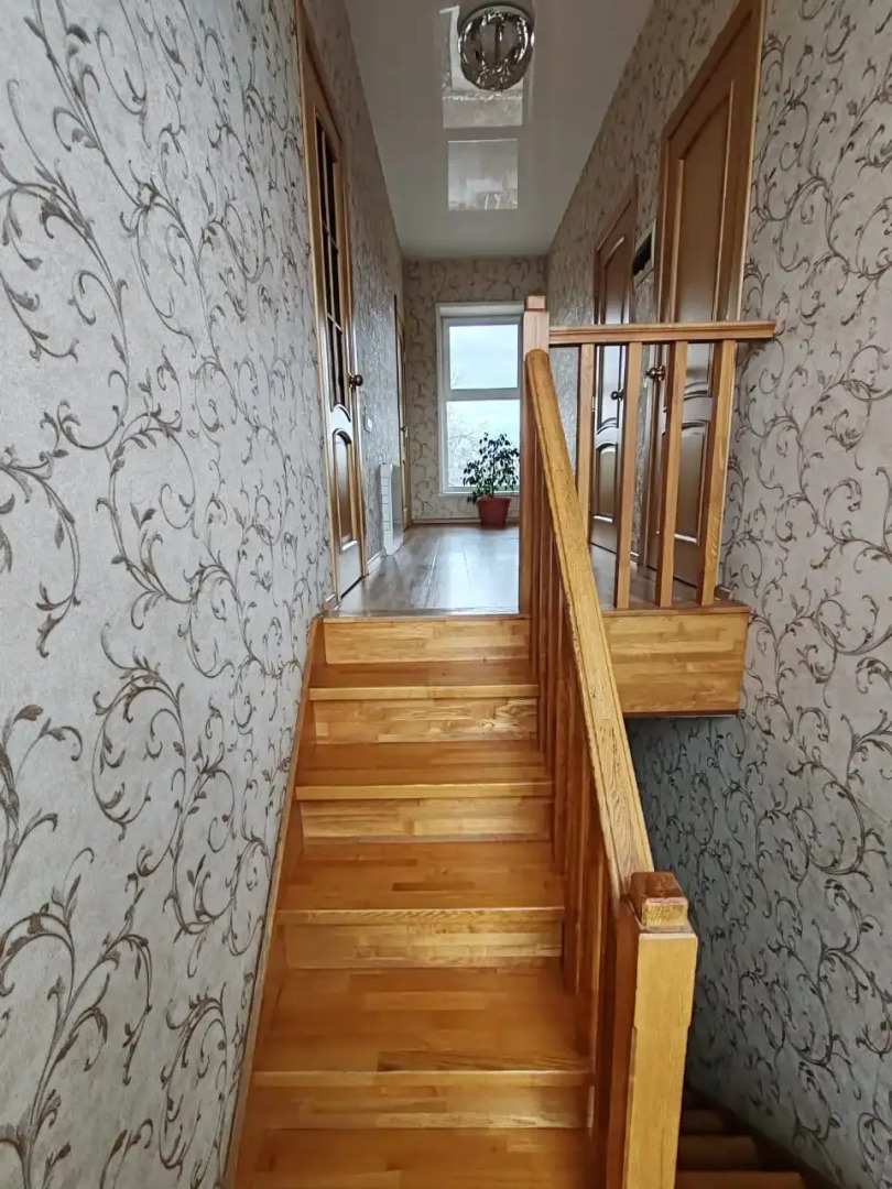 Частный дом г.Владивосток, ул.Джамбула, д.5 до 12 гостей