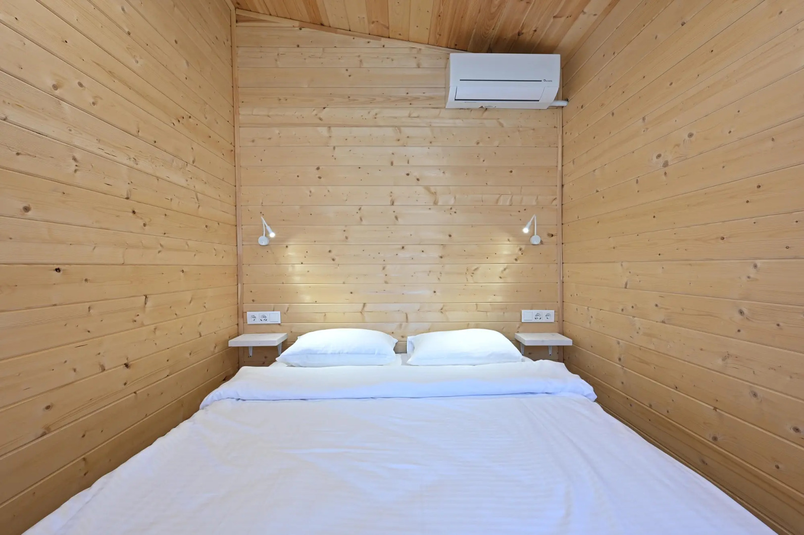 Отель Река&Песок