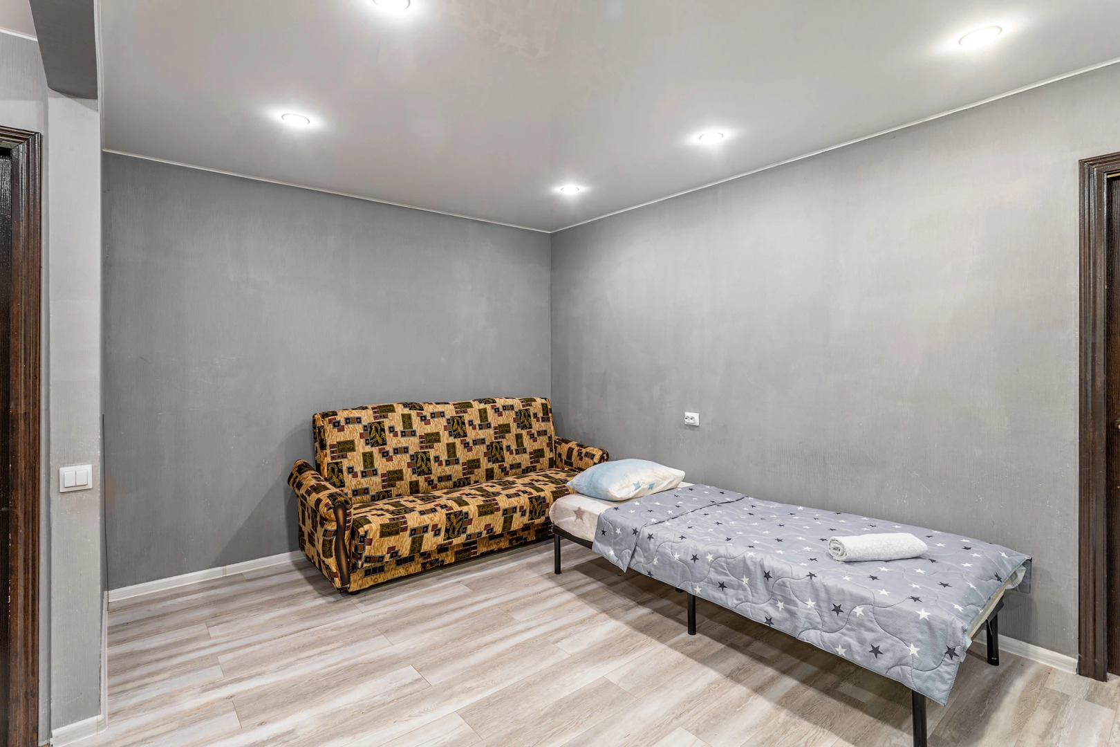 Квартира Шикарная двухкомнатная в центре города