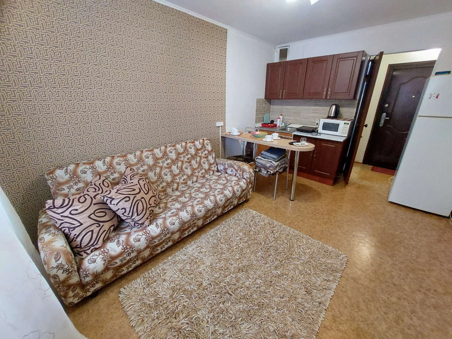 Апартаменты Студия у ТЦ Колумб