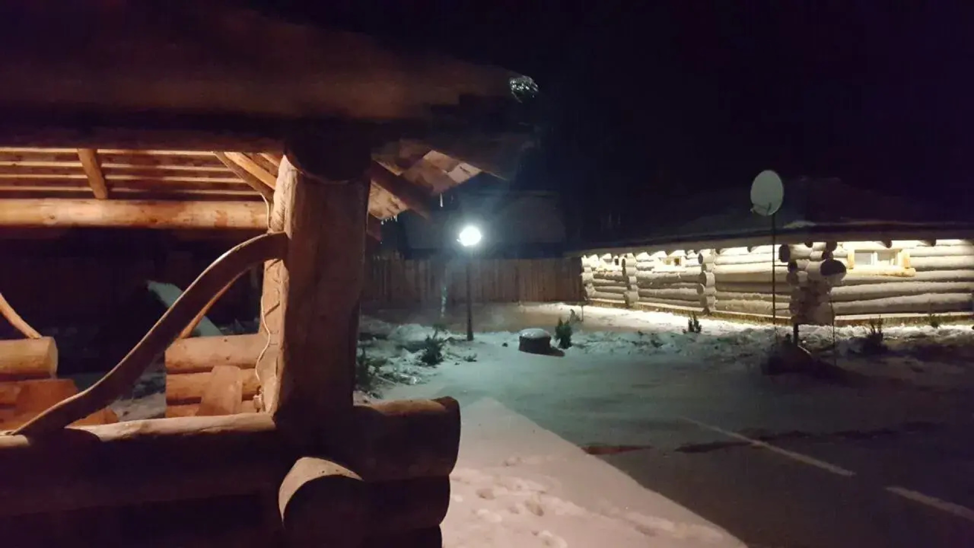 Частный дом Подмосковный Домик с двумя спальнями