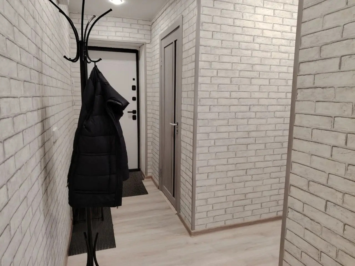 Квартира Просторная двухкомнатная квартира рядом с дк распадским