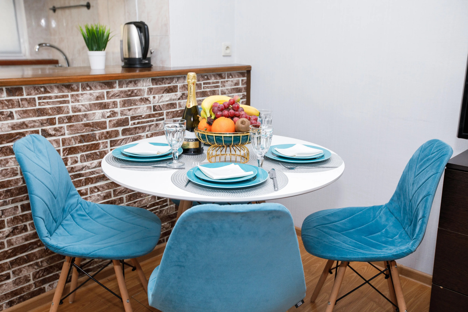 Апартаменты Двухкомнатные в Пицунде