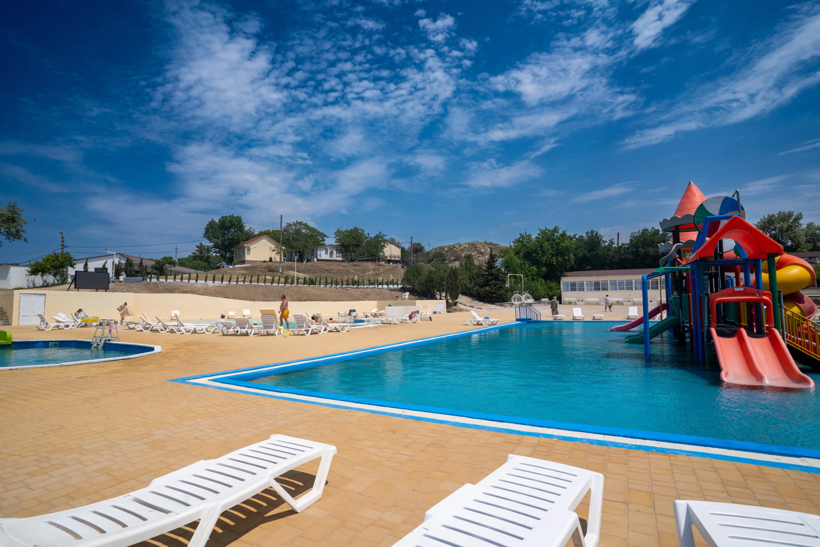 Семейный отель АзовЛенд