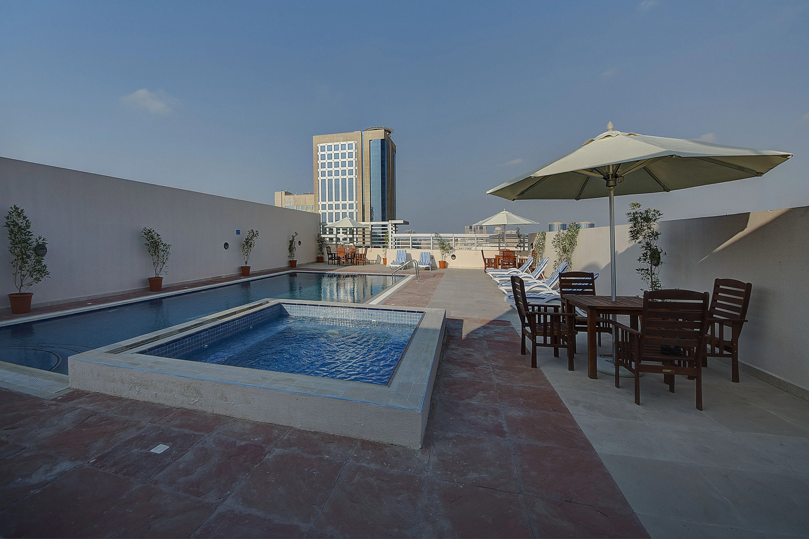 Отель Orchid Vue