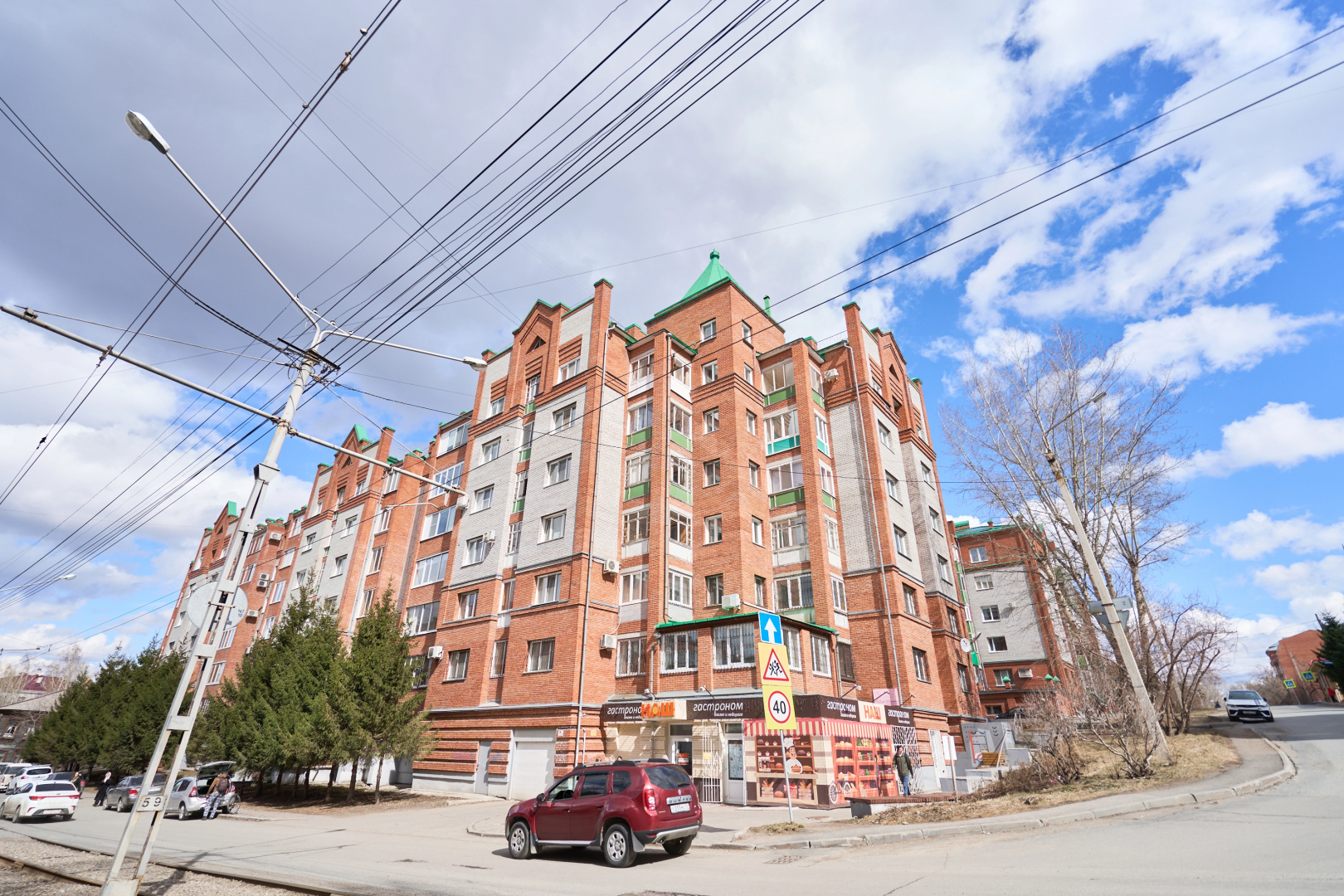 Апартаменты Саквояж Советская 50