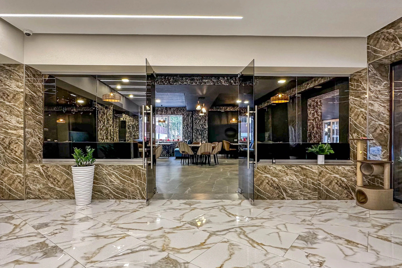 Миррос Субай Отель Домбай