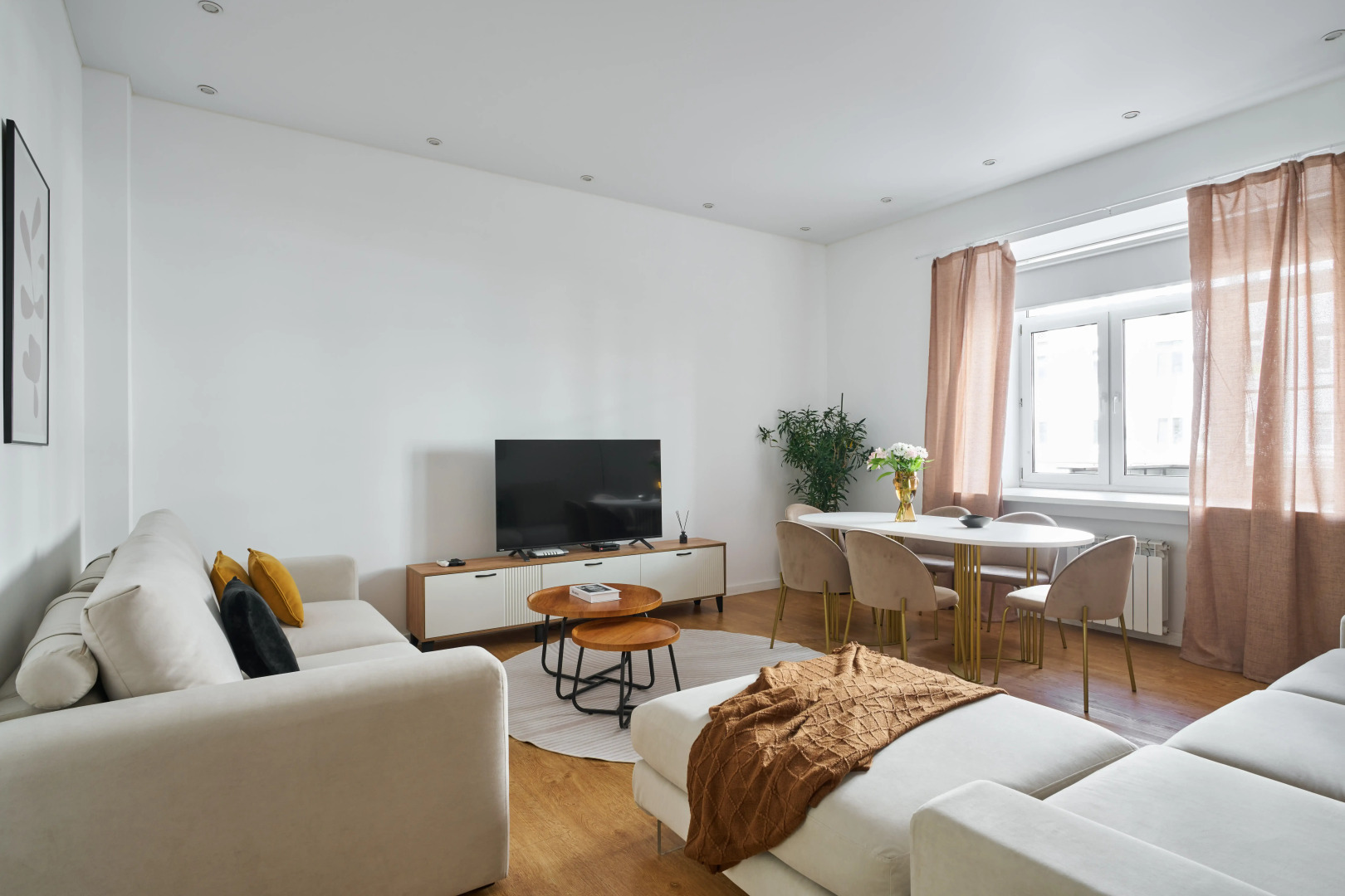 Апартаменты в Скандинавском стиле в центре Москвы