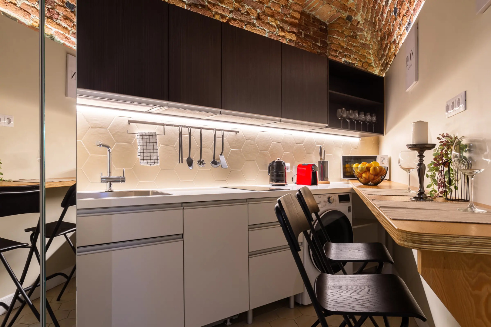 Апартаменты на набережной Макарова 14