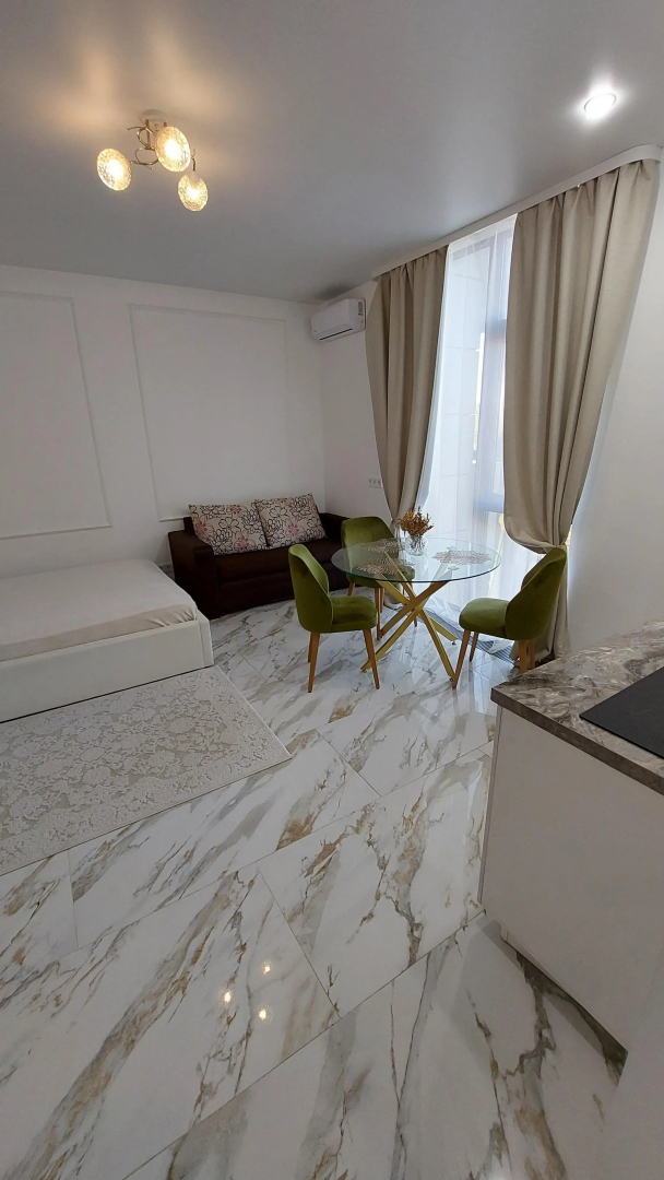 S Basseynom ZHK Metropol Apartments