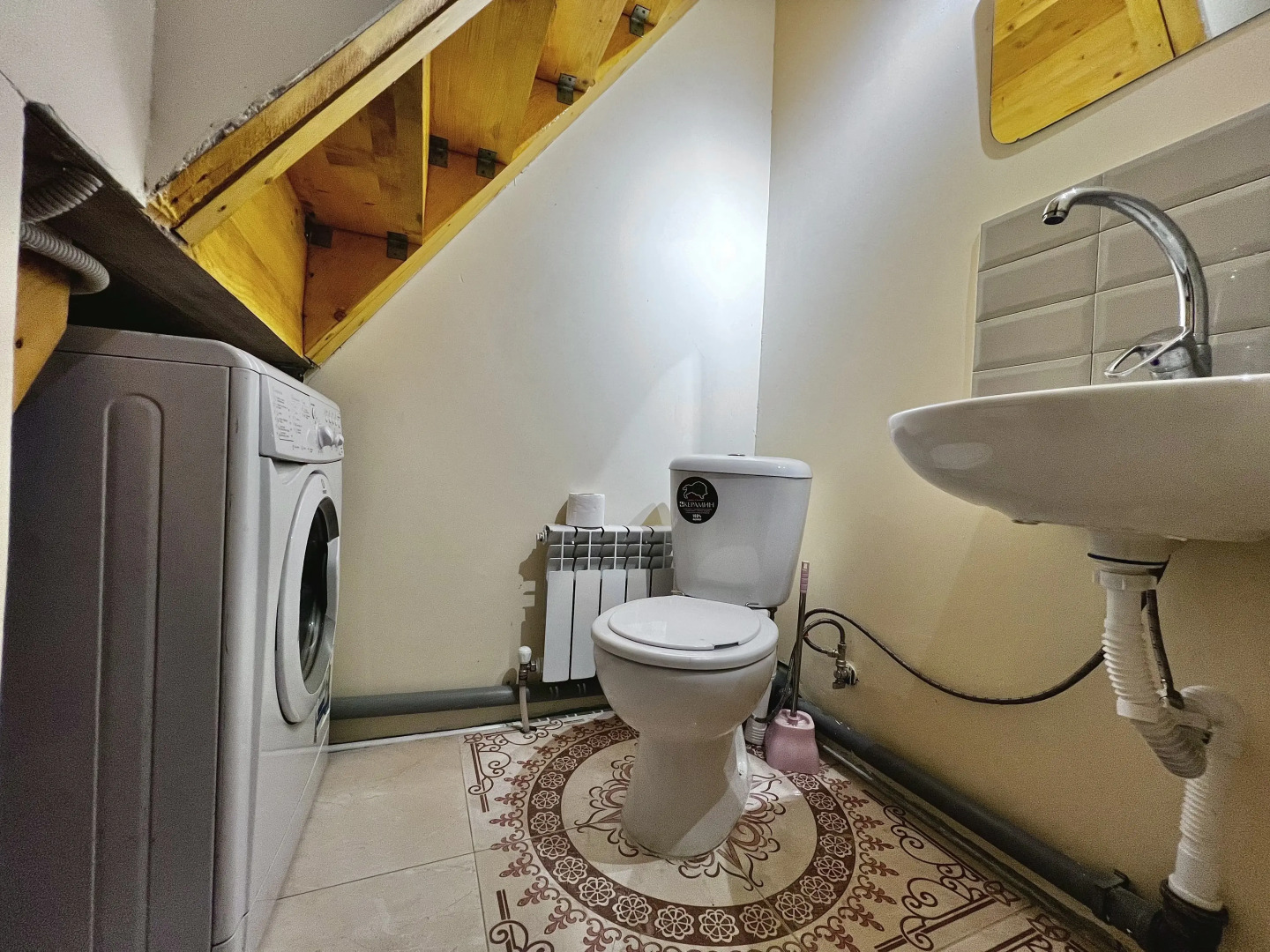 Гостевой дом Загородный таунхаус на берегу собственно водоёма